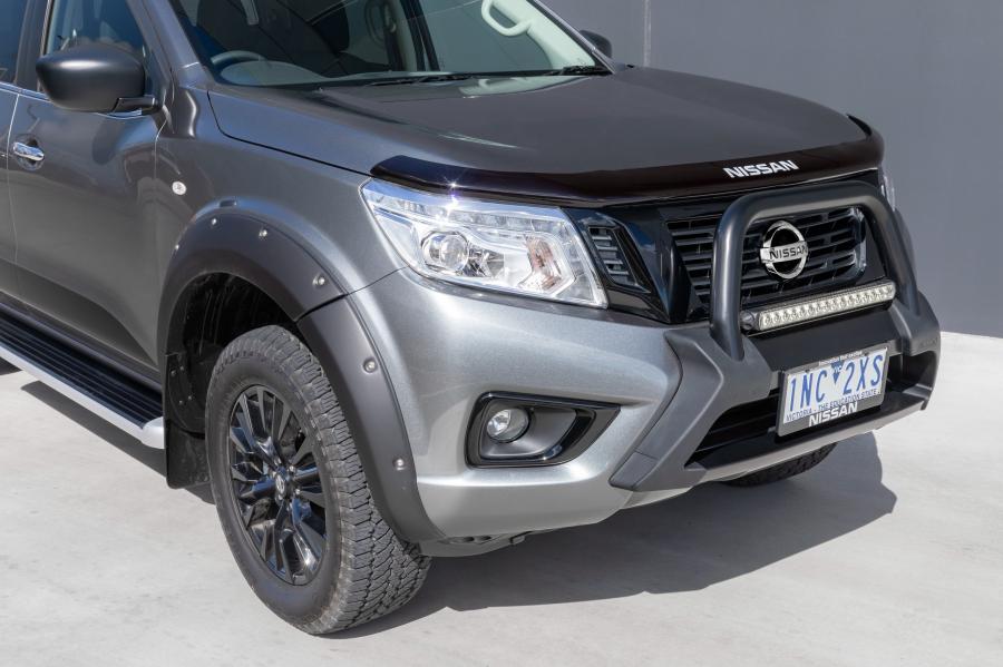 Детали экстерьера Nissan Navara ST Black Edition Dual Cab 2018 года  (AU) (фото 14 из 26)